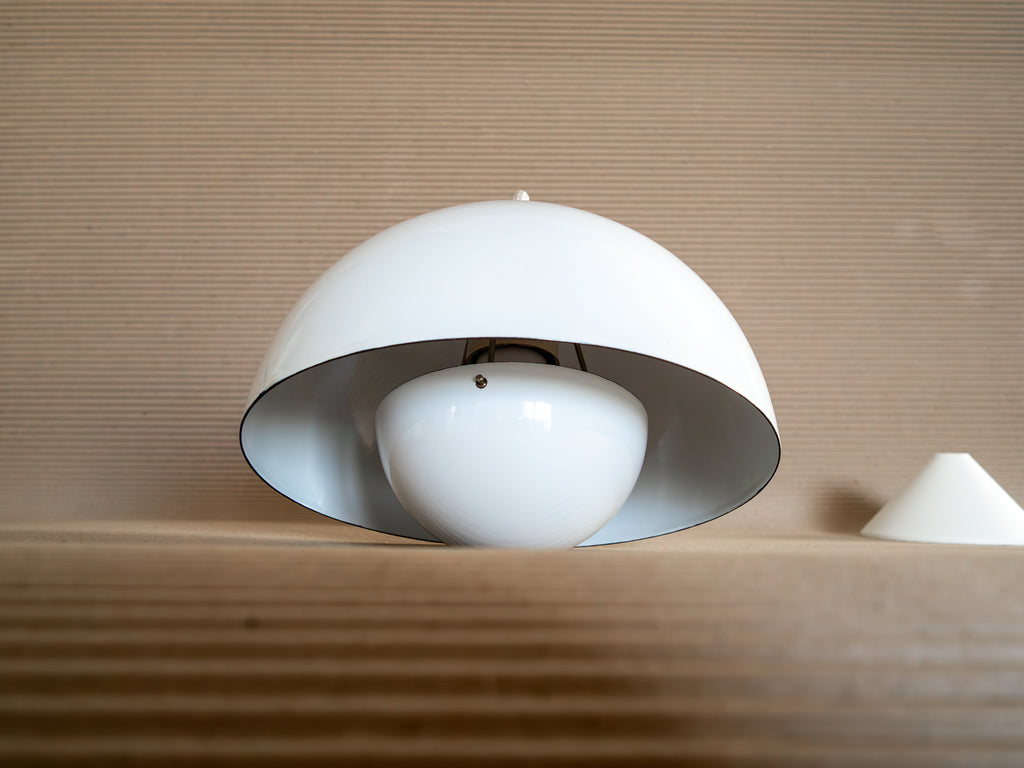 Unikat // lampa Flowerpot // proj. Verner Panton // AWF