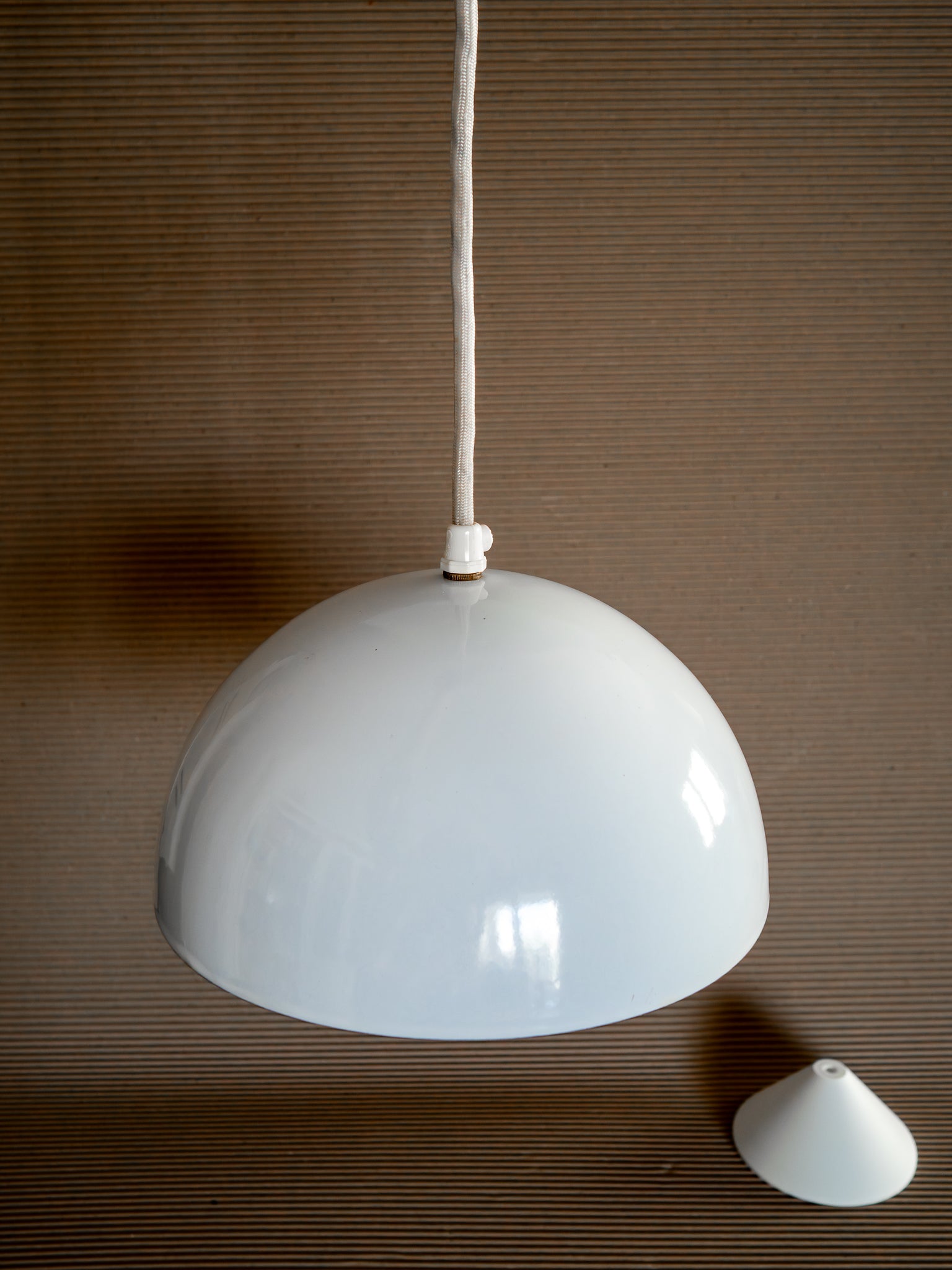 Unikat // lampa Flowerpot // proj. Verner Panton // AWF