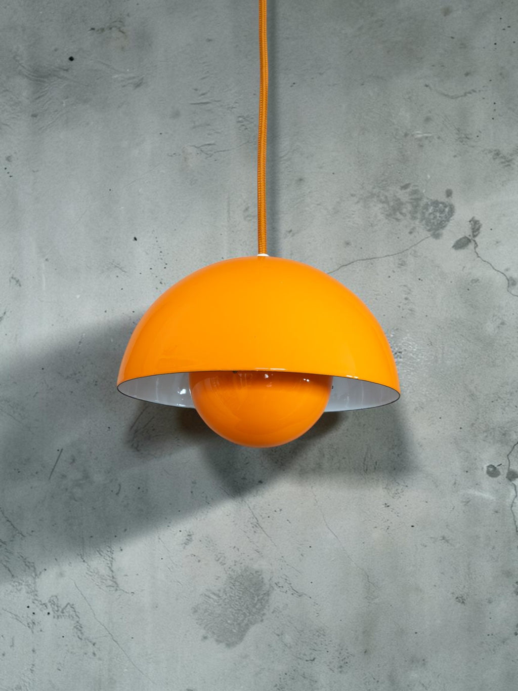 Lampa wisząca Flowerpot // proj. Verner Panton // Louis Poulsen