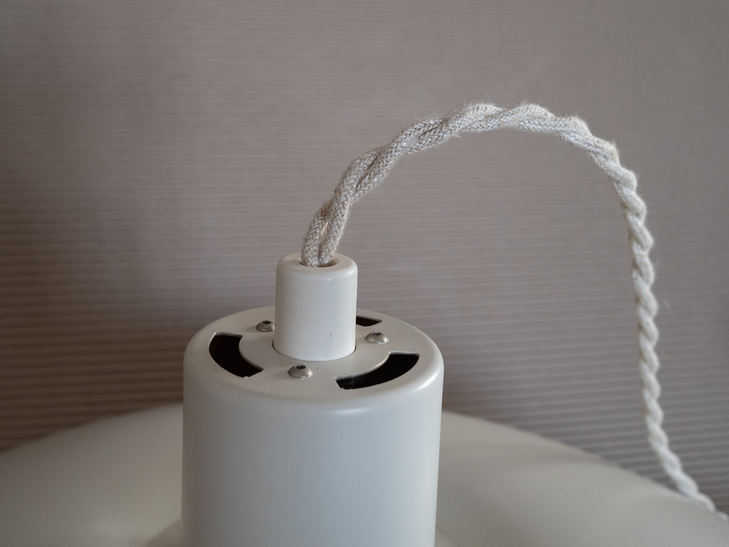 Biała lampa PH 4/3 // proj. Poul Henningsen // Louis Poulsen