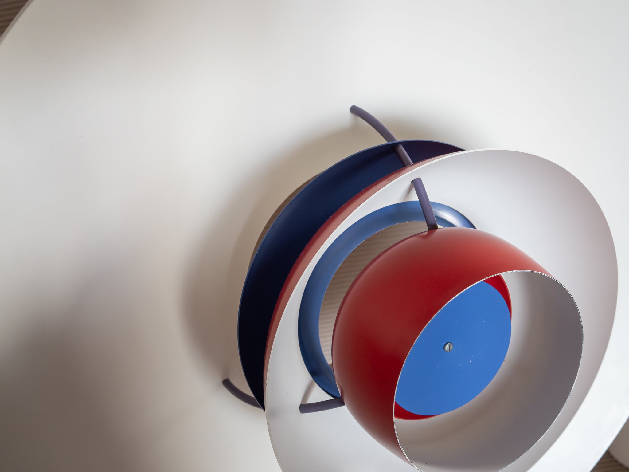 Czerwona lampa PH5 // proj. Poul Henningsen // Louis Poulsen