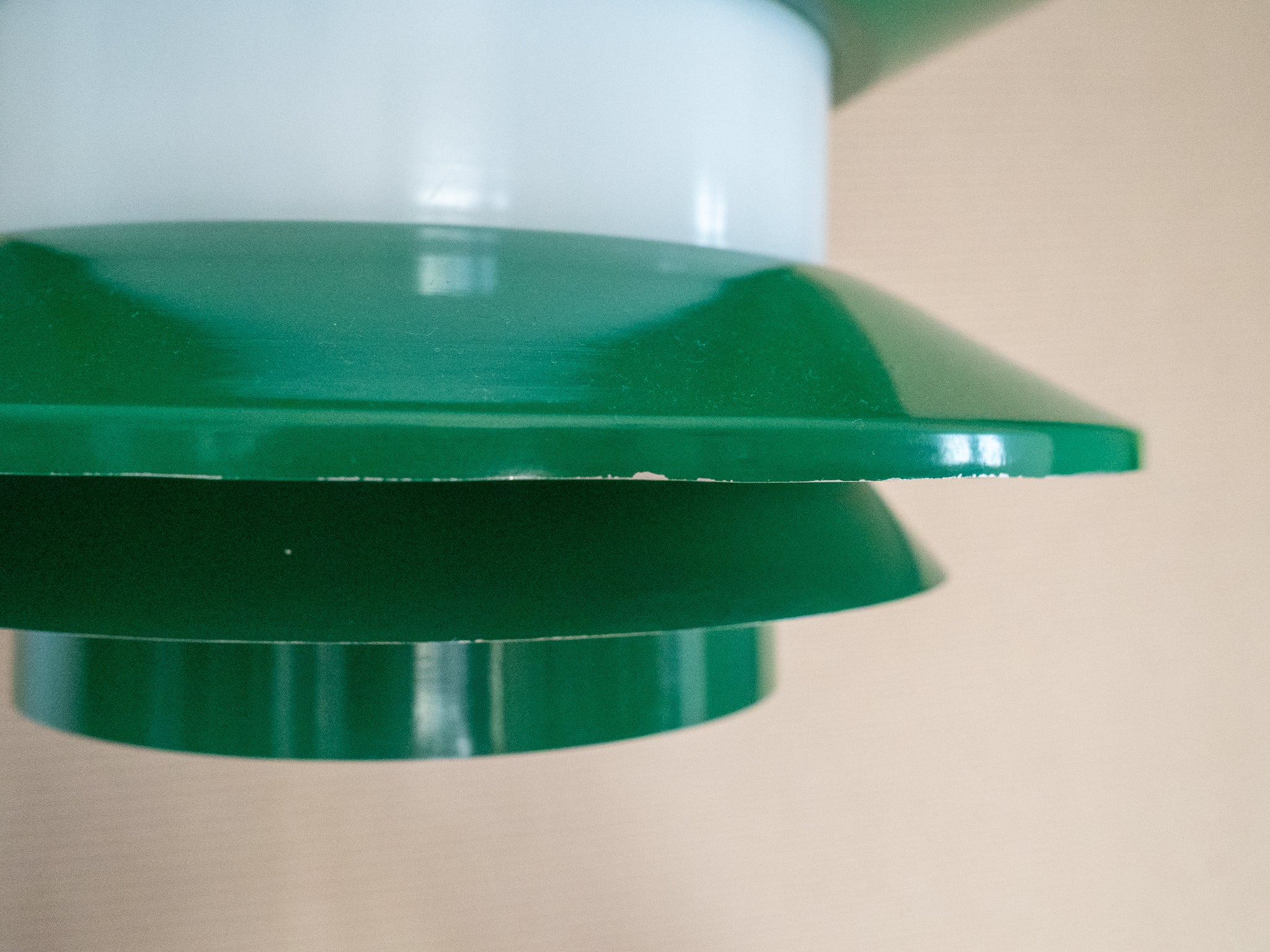 Zielona lampa Trava // proj. Carl Thore // Granhaga