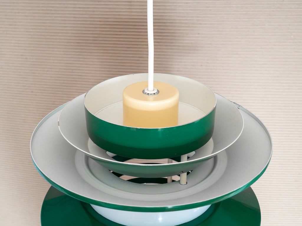 Zielona lampa Trava // proj. Carl Thore // Granhaga