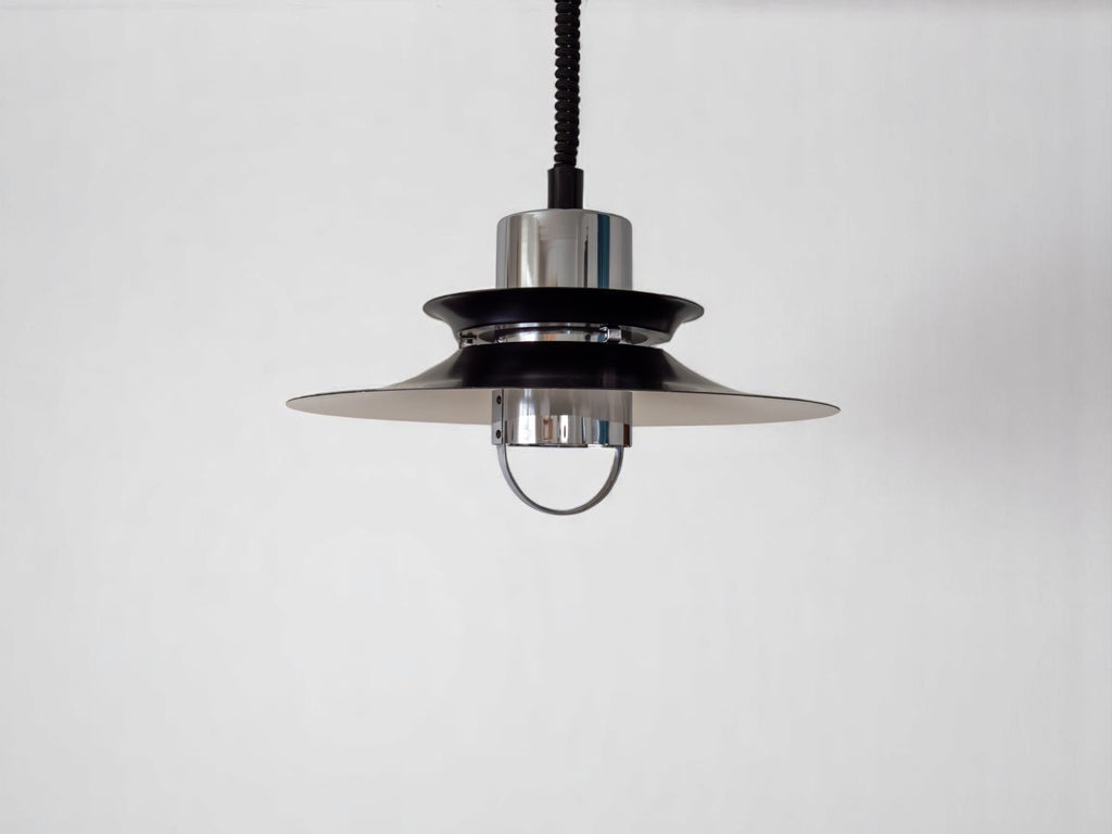 Czarna lampa wisząca // Vitrika